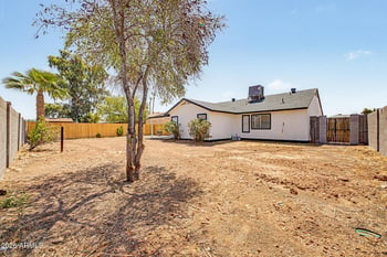 7202 Shangri La Rd, Peoria, AZ 85345