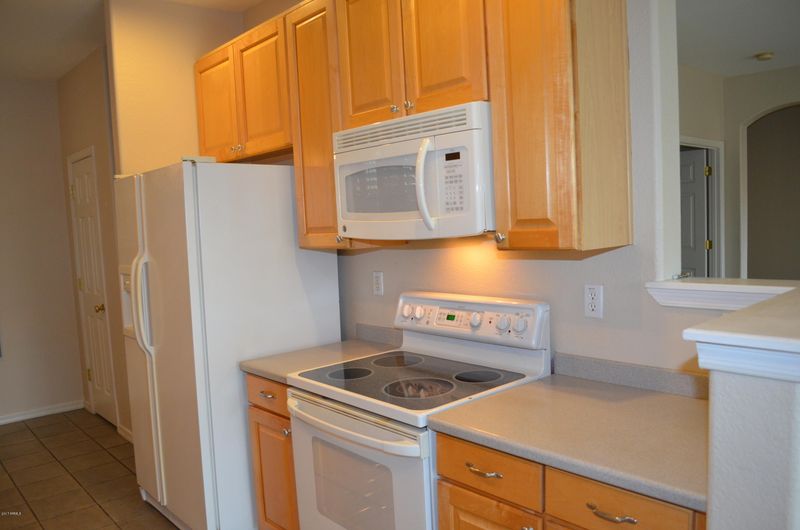 7204 S 30th St, Phoenix, AZ 85042