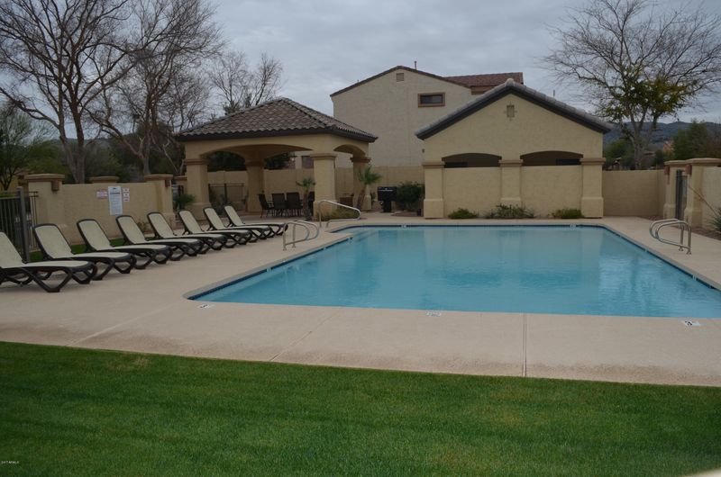 7204 S 30th St, Phoenix, AZ 85042