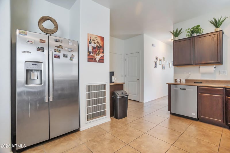 7204 S 48th Dr, Laveen, AZ 85339