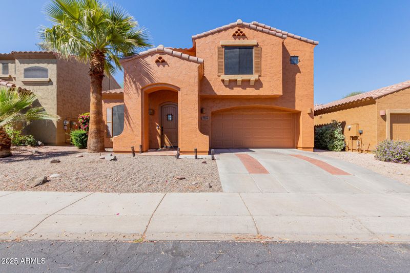 7204 S Golfside Ln, Phoenix, AZ 85042