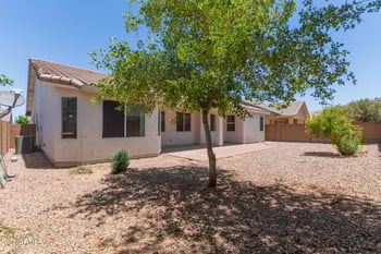 7205 Ellis St, Laveen, AZ 85339