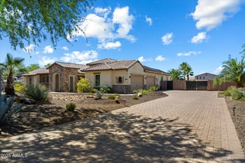 7205 Fallen Leaf Ln, Peoria, AZ 85383