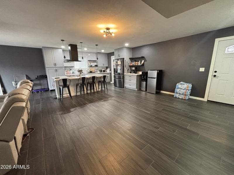 7205 W Cavalier Dr, Glendale, AZ 85303