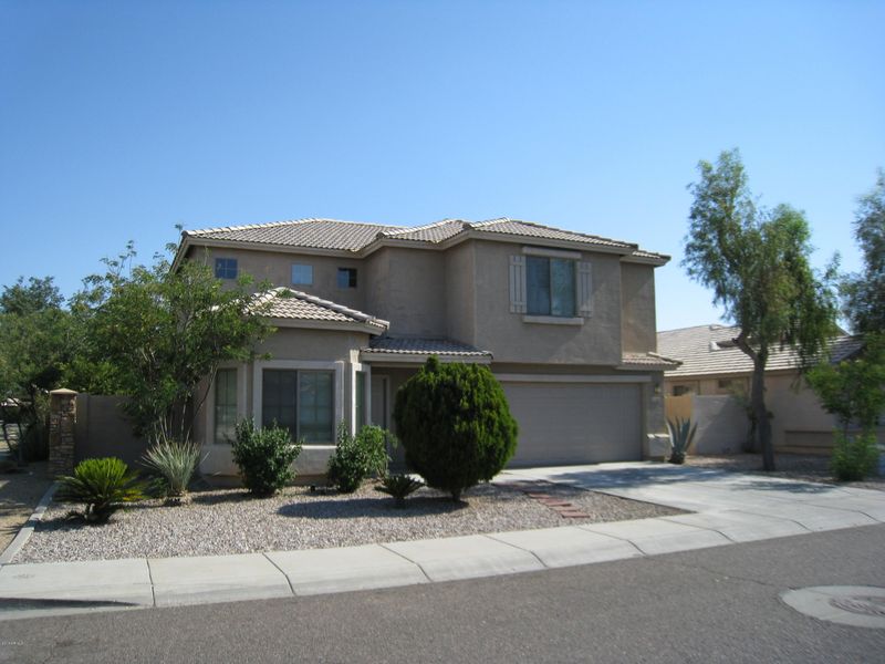 7205 W Discovery Dr, Glendale, AZ 85303