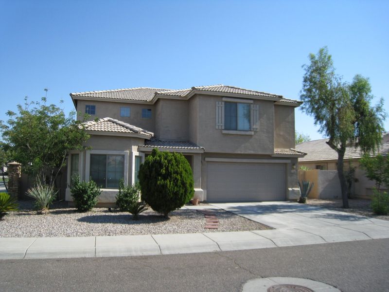 7205 W Discovery Dr, Glendale, AZ 85303