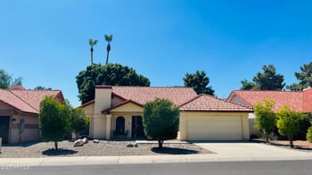 7207 Mcrae Way, Glendale, AZ 85308