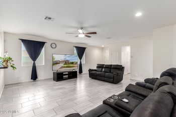 7207 Olla Ave, Mesa, AZ 85212
