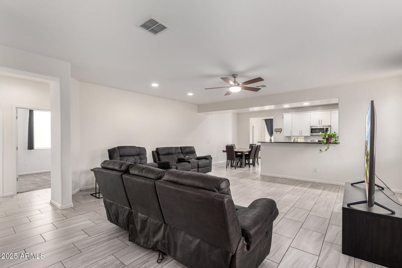 7207 Olla Ave, Mesa, AZ 85212