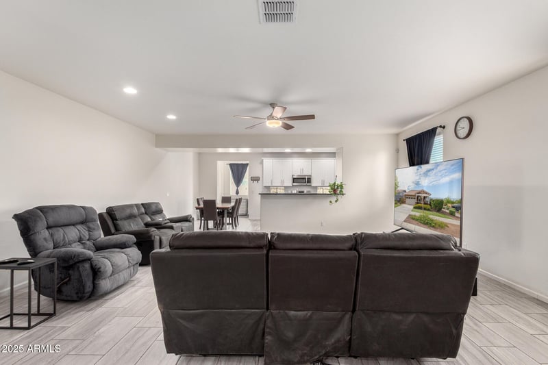 7207 Olla Ave, Mesa, AZ 85212