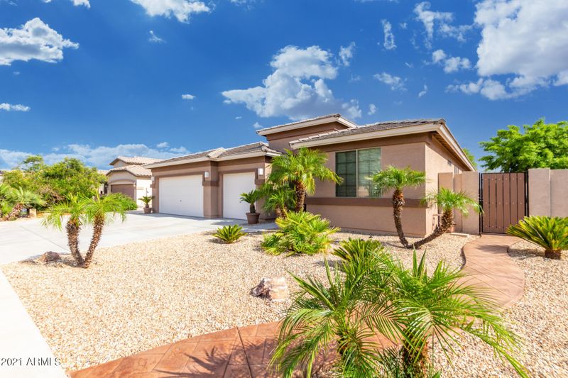 7207 W Getty Dr, Phoenix, AZ 85043