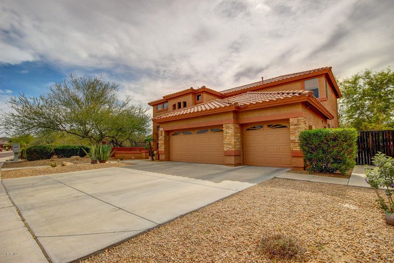 7207 W Tether Trl, Peoria, AZ 85383