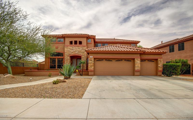 7207 W Tether Trl, Peoria, AZ 85383