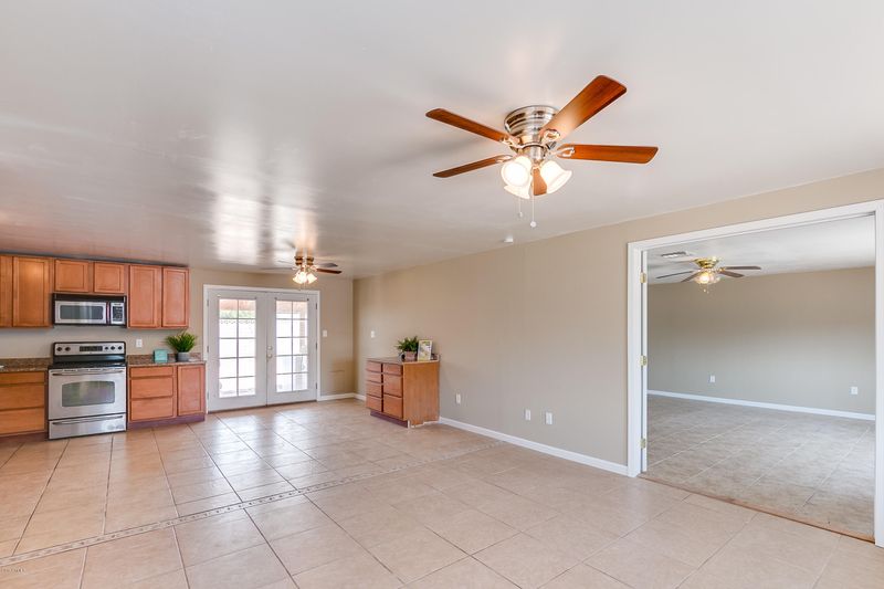 7208 W Devonshire Ave, Phoenix, AZ 85033