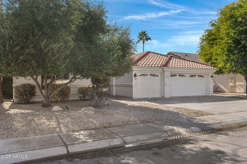 721 Cherrywood Dr, Chandler, AZ 85248
