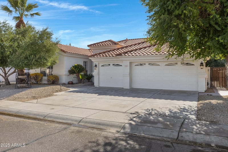721 Cherrywood Dr, Chandler, AZ 85248