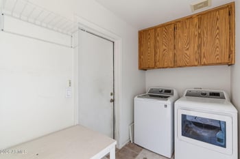721 Brentrup Dr, Tempe, AZ 85283
