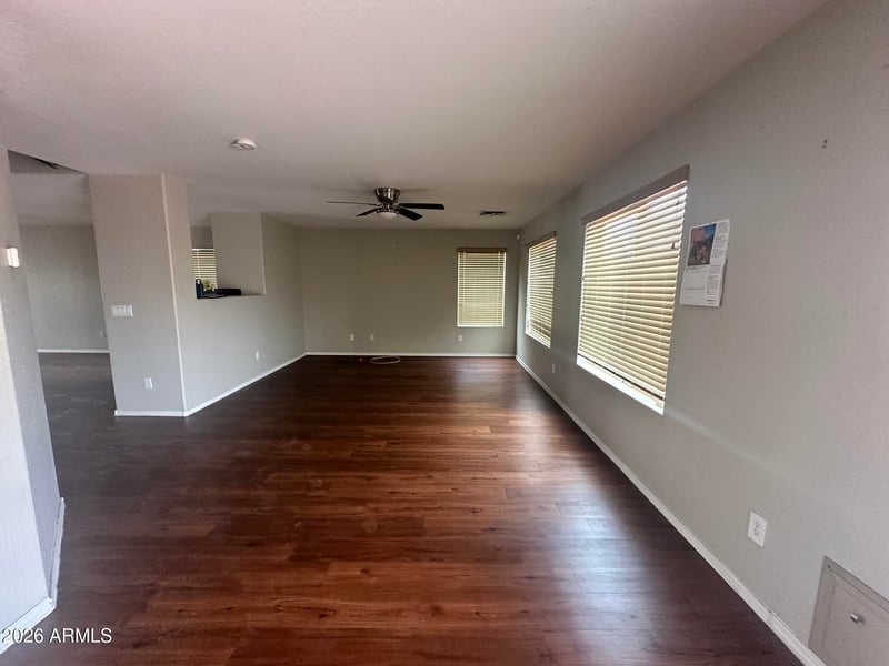 7210 Discovery Dr, Glendale, AZ 85303