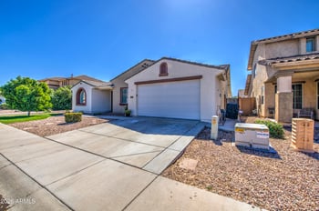 7213 Ellis St, Laveen, AZ 85339
