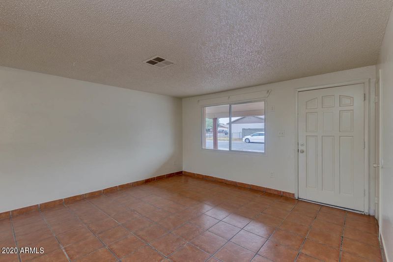 7213 W Heatherbrae Dr, Phoenix, AZ 85033