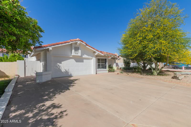 7214 Columbine Dr, Peoria, AZ 85381