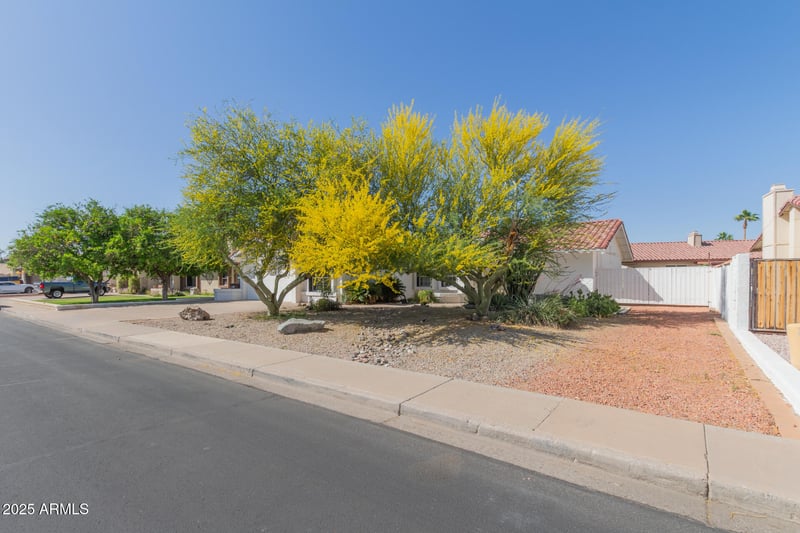 7214 Columbine Dr, Peoria, AZ 85381