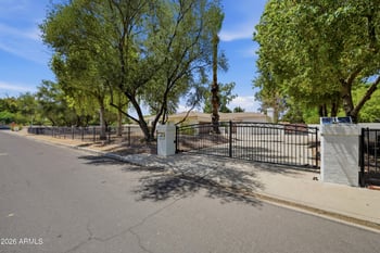 7214 Royal Palm Rd, Scottsdale, AZ 85258
