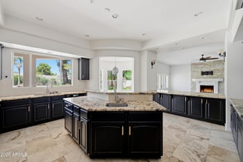 7214 Royal Palm Rd, Scottsdale, AZ 85258