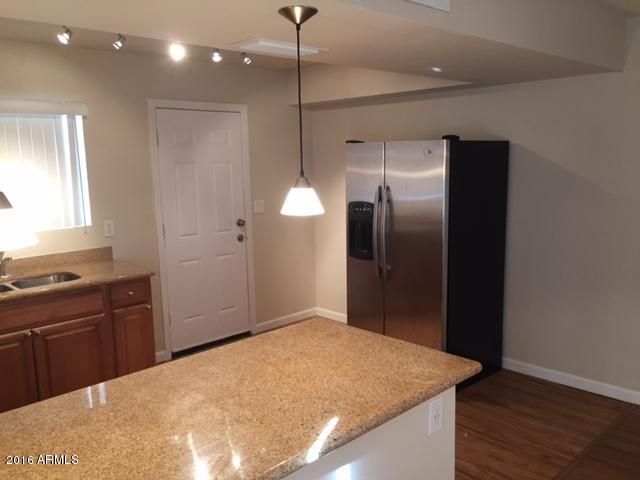 7214 W Hatcher Rd, Peoria, AZ 85345