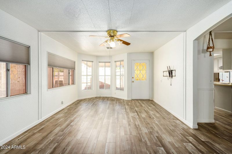 7215 E Avesta Cir, Mesa, AZ 85208
