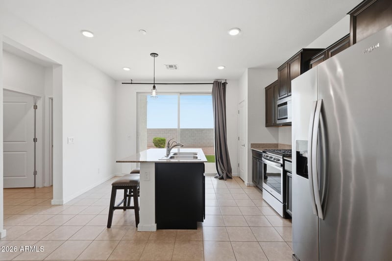 7216 Bobwhite Ct, San Tan Valley, AZ 85143