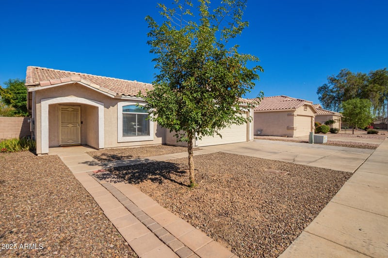 7216 Hilton Ave, Phoenix, AZ 85043