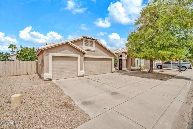 7216 Kimberly Way, Glendale, AZ 85308