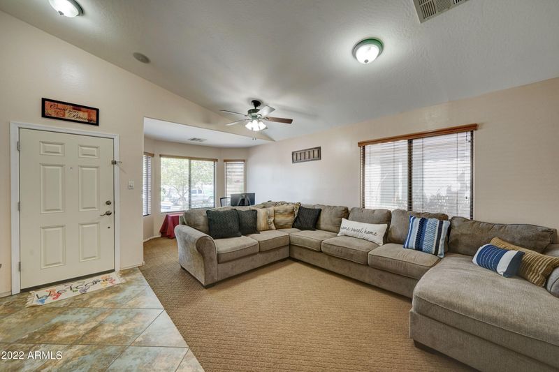 7219 W Beverly Rd, Laveen, AZ 85339