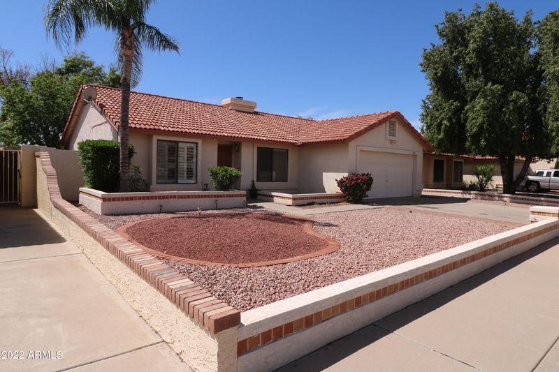 7219 W Kimberly Way, Glendale, AZ 85308