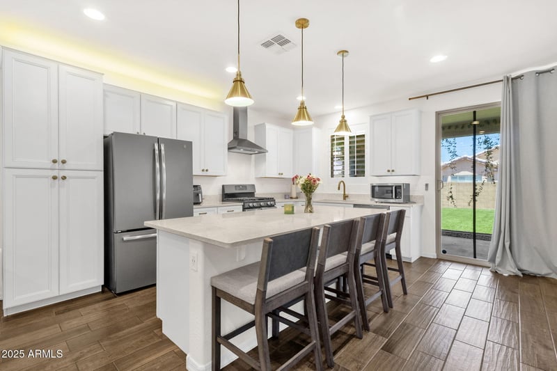 722 Betsy Ln, Gilbert, AZ 85296