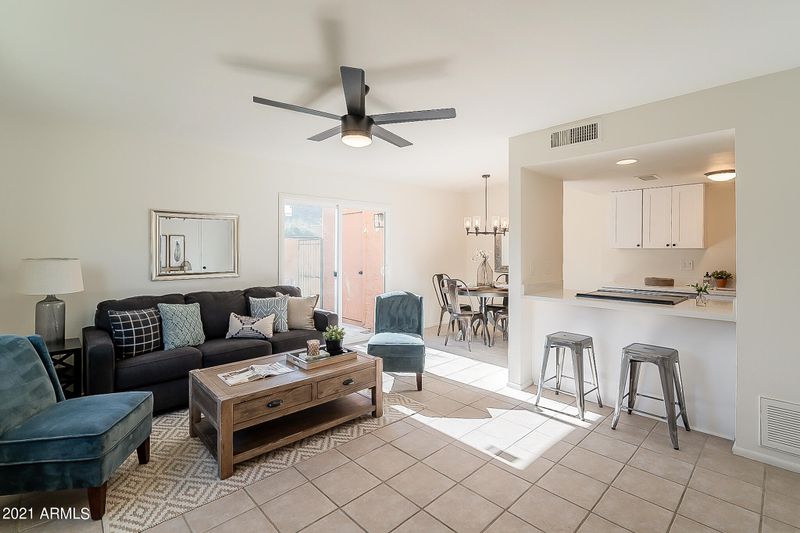 722 E Cochise Dr #A, Phoenix, AZ 85020