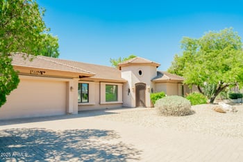 722 Moon Valley Dr, Phoenix, AZ 85023