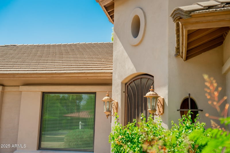 722 Moon Valley Dr, Phoenix, AZ 85023