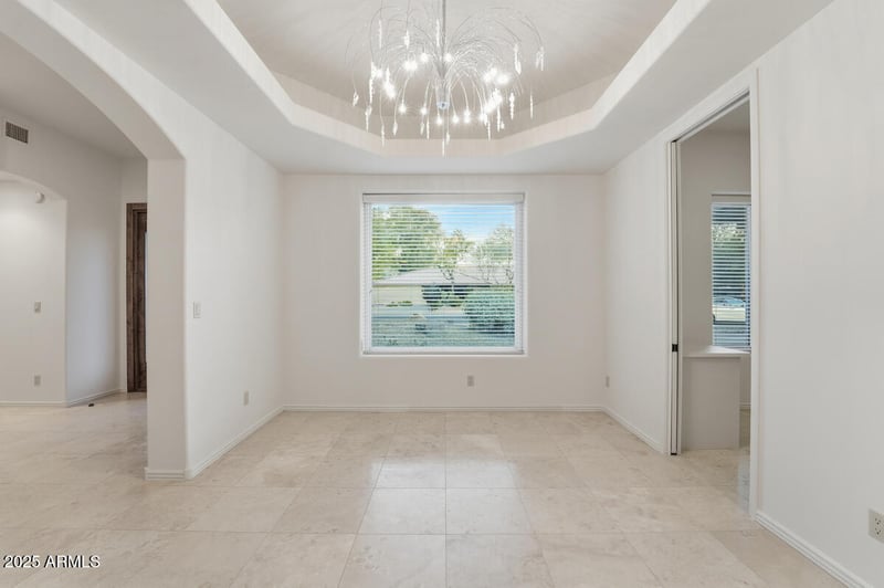 722 Moon Valley Dr, Phoenix, AZ 85023