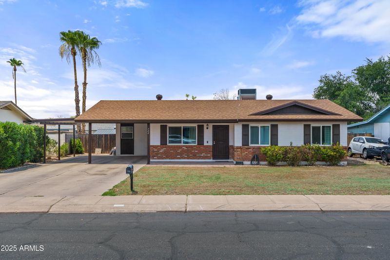 722 N Cedar St, Gilbert, AZ 85233