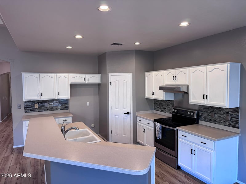722 Beth Dr, Phoenix, AZ 85041