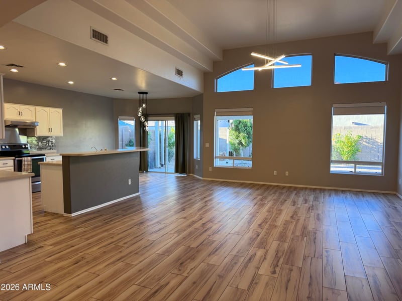722 Beth Dr, Phoenix, AZ 85041