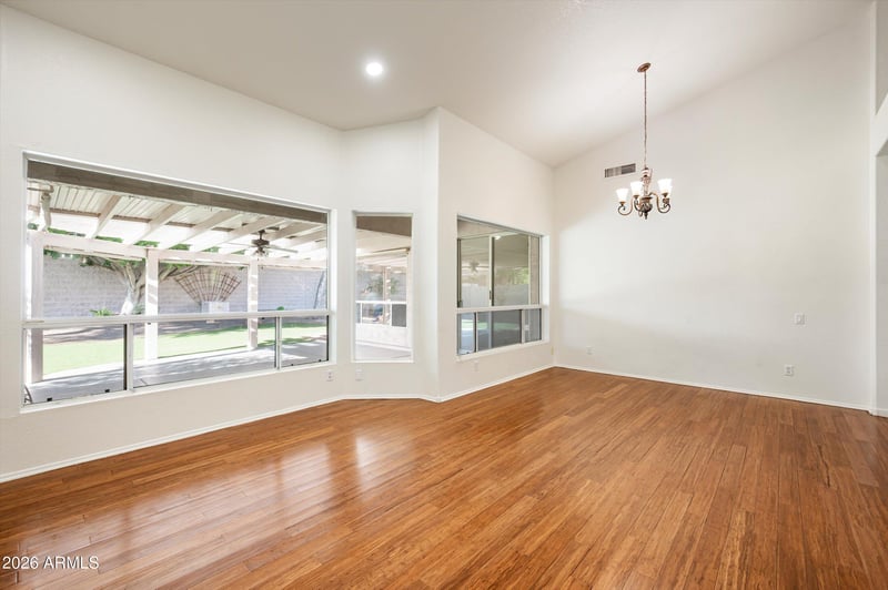 722 W Kelton Ln, Phoenix, AZ 85023