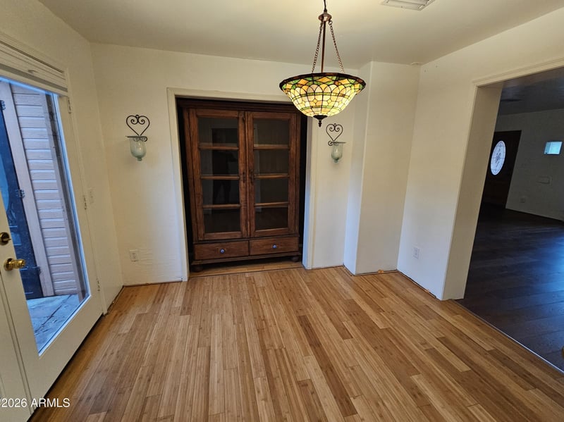 722 W Solano Dr, Phoenix, AZ 85013