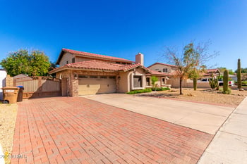 7220 W Larkspur Dr, Peoria, AZ 85381