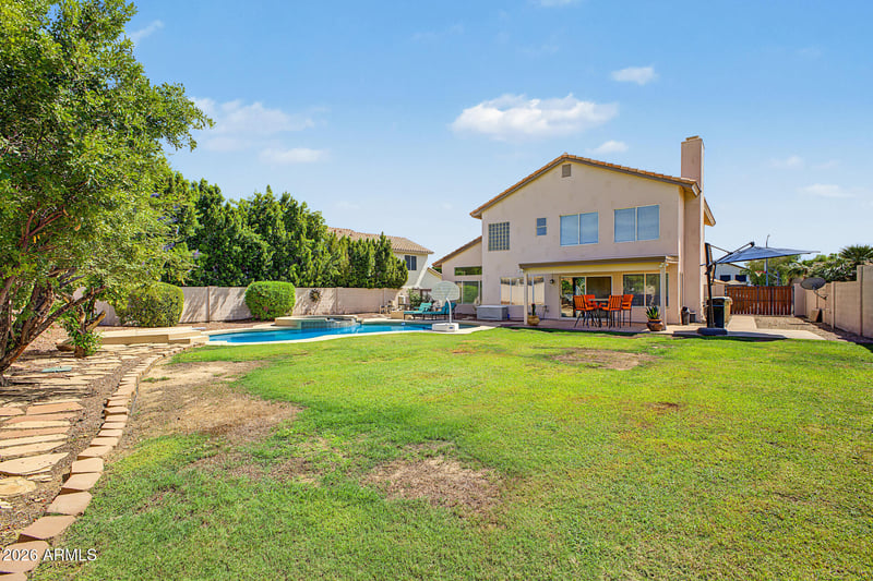 7220 W Los Gatos Dr, Glendale, AZ 85310