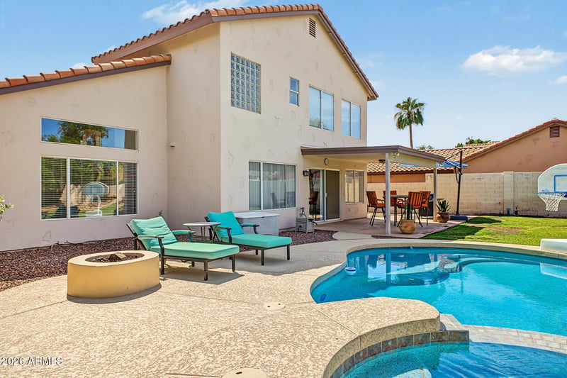 7220 W Los Gatos Dr, Glendale, AZ 85310