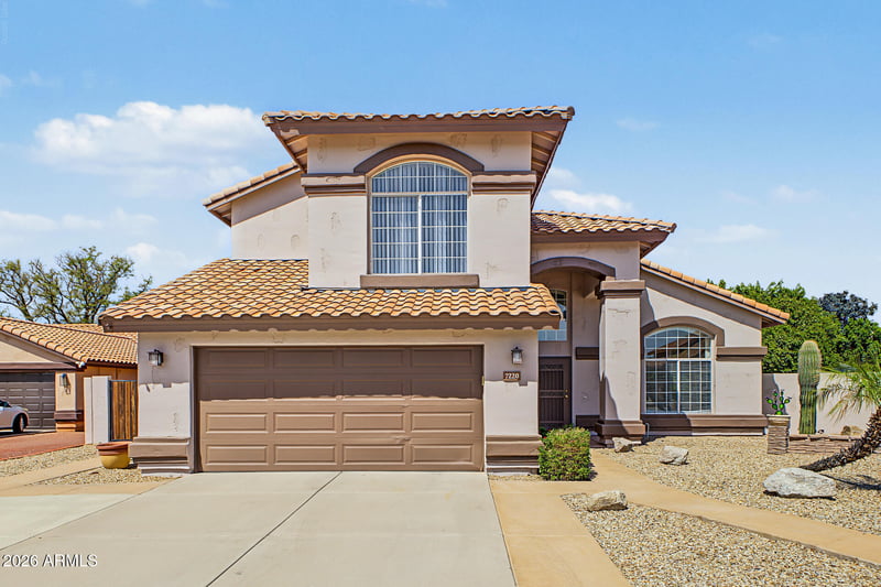 7220 W Los Gatos Dr, Glendale, AZ 85310