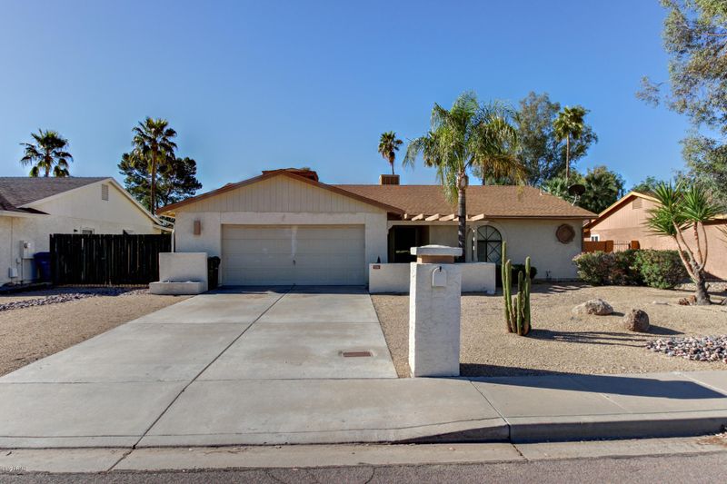 7221 E Pueblo Ave, Mesa, AZ 85208